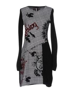Короткое платье Desigual