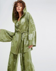 Оливково-зеленый халат Puma X Fenty - Зеленый