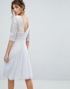 Платье миди с V-образным вырезом на спине и кружевным верхом Elise Ryan - Мульти