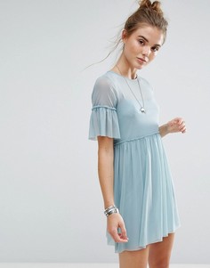 Платье с сетчатым верхним слоем и оборками New Look - Синий