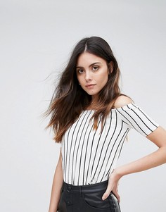 Свободный топ в полоску с открытыми плечами Daisy Street - Белый