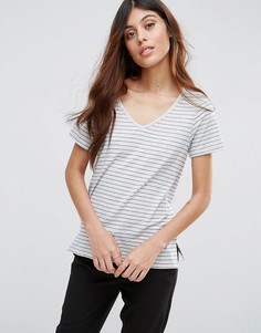 Футболка в полоску с V-образным вырезом Vero Moda - Серый