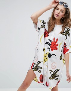 Платье на пуговицах с принтом Monki - Белый