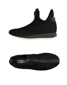 Низкие кеды и кроссовки AndÌa Fora