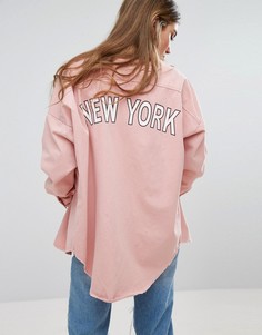 Джинсовая оversize-рубашка с надписью на спине Missguided - Розовый