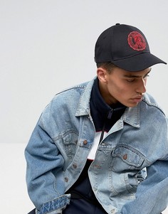 Черная бейсболка с красной вышивкой ASOS - Черный