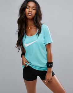 Синяя футболка с овальным вырезом Nike - Синий