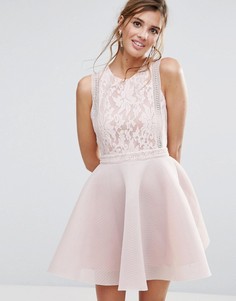 Короткое приталенное платье с кружевом Liquorish - Розовый