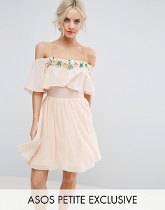 Двухслойное приталенное платье с отделкой на лифе ASOS PETITE - Розовый