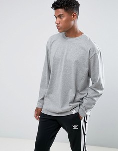 Серая футболка с круглым вырезом adidas Originals XbyO LS BQ3055 - Серый
