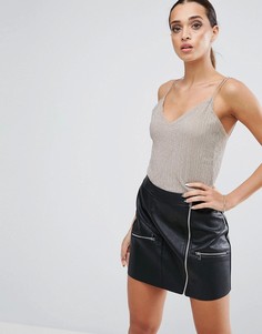 Топ на бретельках с блеском металлик ASOS - Золотой