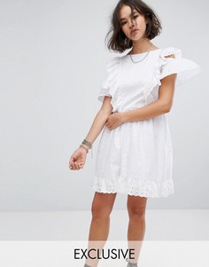 Платье мини с вышивкой и оборками Reclaimed Vintage Inspired - Белый