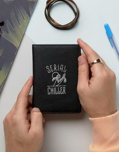 Кожаная обложка для паспорта с надписью Serial Chiller ASOS - Черный