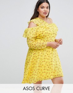 Чайное платье с пестрым принтом и оборками ASOS CURVE - Мульти