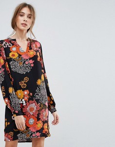 Свободное платье с цветочным принтом New Look - Черный