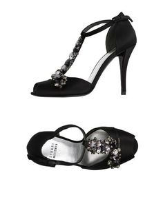 Сандалии Stuart Weitzman