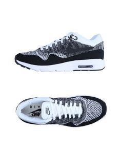 Низкие кеды и кроссовки Nike