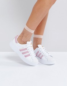 Белые кроссовки с розовой отделкой adidas Superstar - Белый