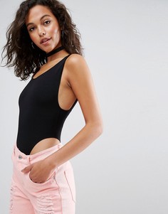 Боди в стиле 80-х с открытой спиной и высоким вырезом по бедру ASOS - Черный