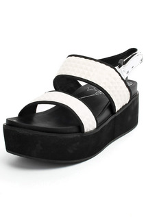 Туфли открытые Betsy