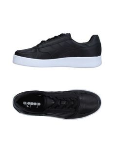 Низкие кеды и кроссовки Diadora