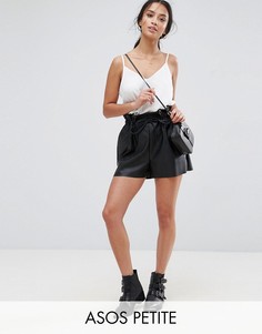 Шорты из искусственной кожи со свободной талией ASOS PETITE - Черный