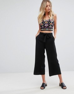 Широкие укороченные брюки New Look - Черный