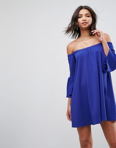 Платье с открытыми плечами и рукавами клеш ASOS - Синий