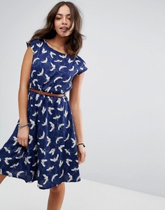 Платье с поясом и принтом Yumi - Темно-синий