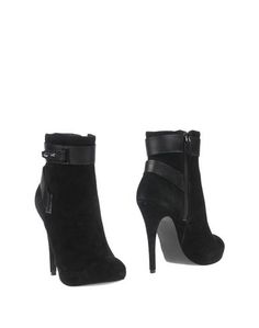 Полусапоги и высокие ботинки Guess