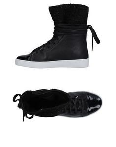 Высокие кеды и кроссовки Guess