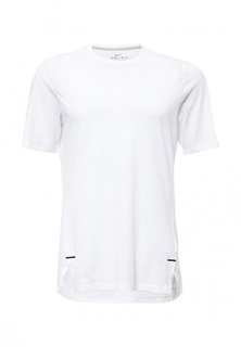 Футболка спортивная Nike