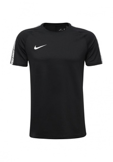 Футболка спортивная Nike