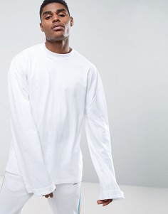 Белая свободная футболка с широкими супердлинными рукавами ASOS - Белый