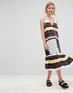 Платье миди в клетку и полоску с баской ASOS - Мульти