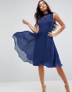 Платье миди без рукавов с кружевной вставкой ASOS - Темно-синий