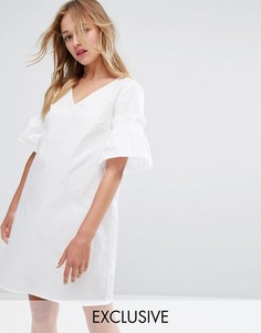 Свободное платье с оборками Monki - Белый