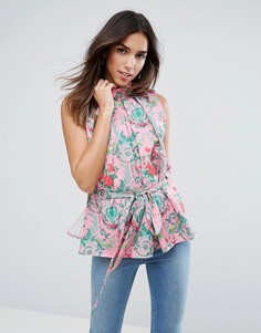 Топ с высоким воротом, цветочным принтом, люверсами и поясом ASOS - Мульти