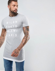 Длинная облегающая футболка с принтом и закругленным нижним краем ASOS - Серый