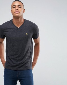 Черная обтягивающая футболка с V-образным вырезом и логотипом Abercrombie &amp; Fitch - Черный