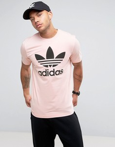 Розовая футболка с трилистником adidas Originals BQ1814 - Розовый