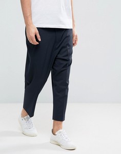 Темно-синие зауженные брюки заниженного кроя ASOS - Темно-синий