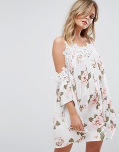 Свободное платье с цветочным принтом и отделкой кроше New Look - Мульти