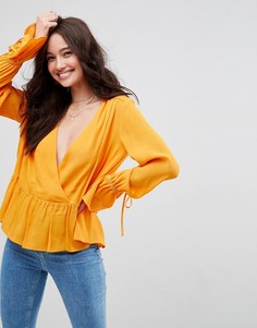 Oversize-блузка асимметричной длины с запахом ASOS - Желтый