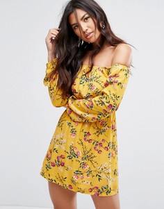 Платье с цветочным принтом и вырезом лодочкой Missguided - Мульти