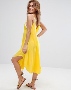 Пляжное платье на бретельках с асимметричным подолом ASOS - Желтый