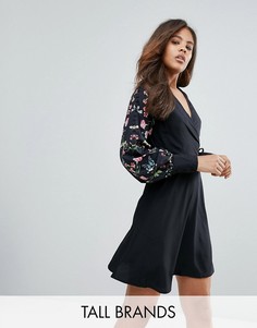 Платье с длинными рукавами и запахом Vero Moda Tall - Черный