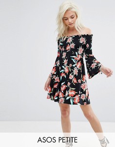 Платье мини с открытыми плечами и цветочным принтом ASOS PETITE - Мульти
