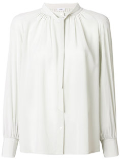 classic shift blouse Closed