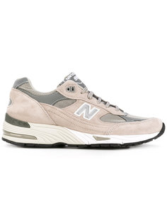кроссовки с логотипом New Balance
